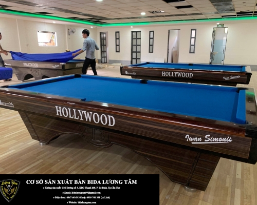 Mẫu Bàn bida lỗ Hollywood